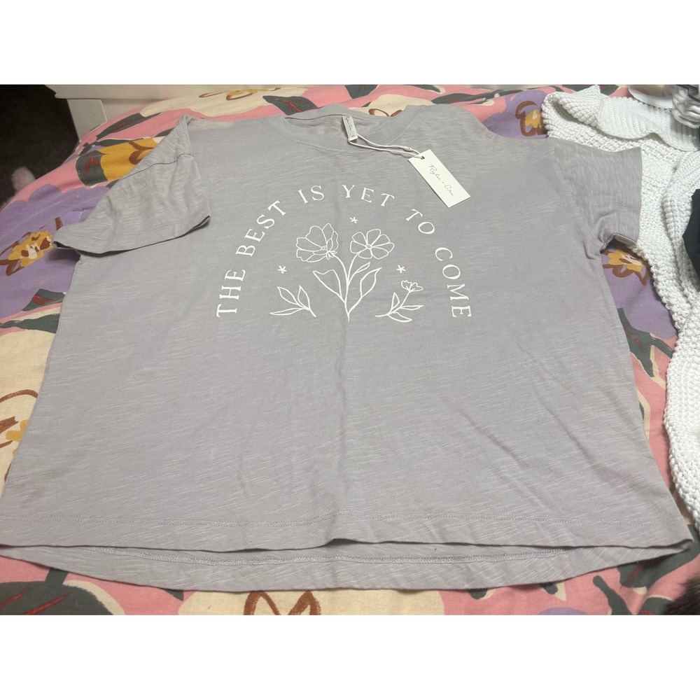 Rylee + Cru The Best Is Yet To Come Graphic Tee Grey XS NWT